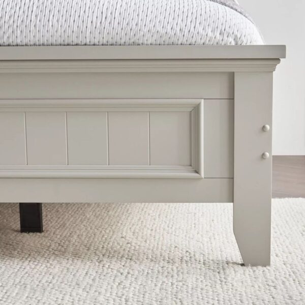 Ritzha Clifford Queen wooden Bed